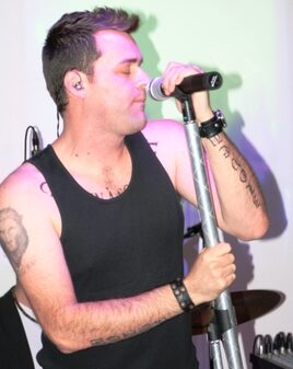 robbie williams tribute robbing williams